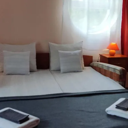 Gasthuis Sorompo Vendeghaz 4*