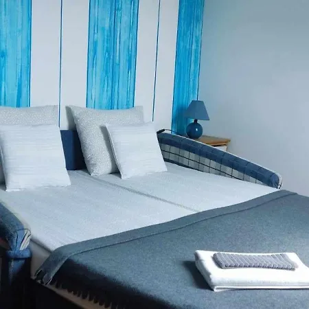 Sorompo Vendeghaz Gasthof Balatonkenese