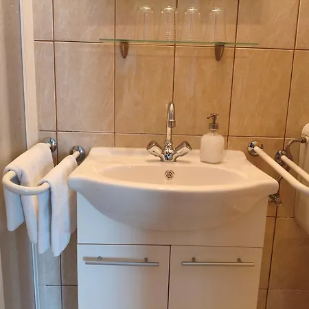 Sorompo Vendeghaz בית הארחה