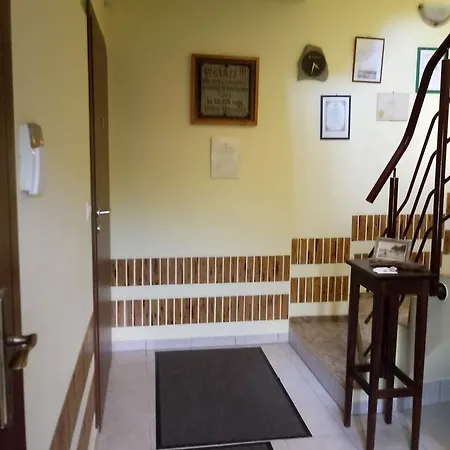 Sorompo Vendeghaz Guest house Balatonkenese