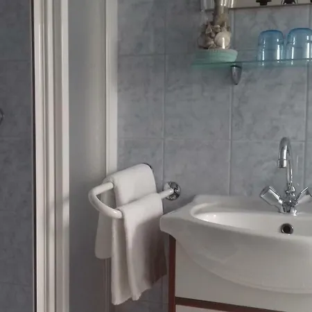 Sorompo Vendeghaz 4*