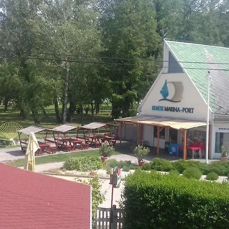 Sorompo Vendeghaz Balatonkenese